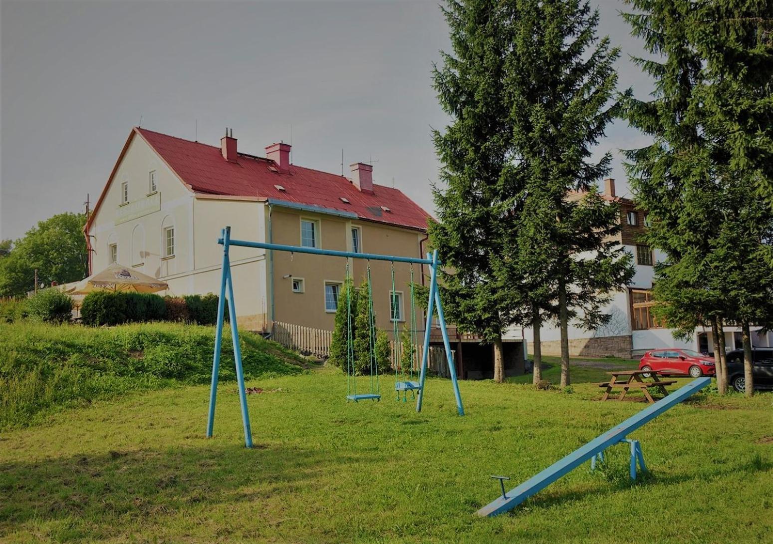 Pension Zaclersky Medved Exterior photo